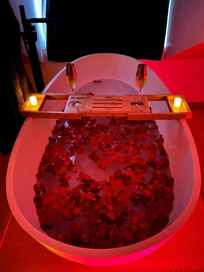Le Nid D'Amour - Escapade Romantique Apartman Dieppe Kültér fotó